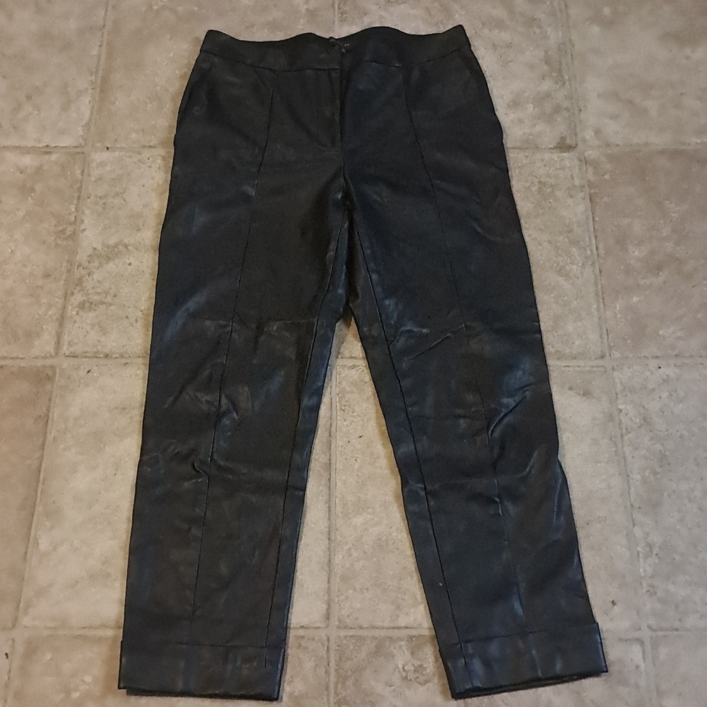 Ann Taylor Black Vegan Faux Leather Cuffed Pants Size 6 Classic Lined W/Pockets